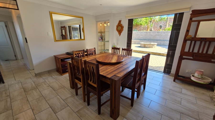 3 Bedroom Property for Sale in Dana Bay Western Cape